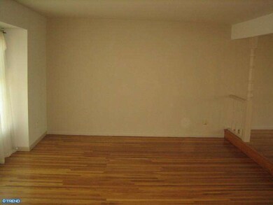 906 Coach Rd, Blackwood, NJ 08012 - photo 2