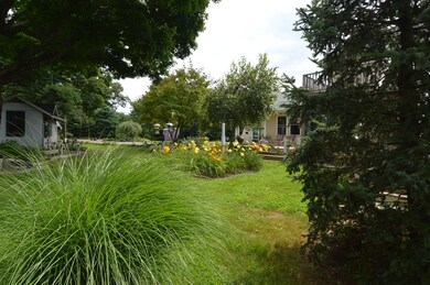 261 Union St unit B, Millis, MA 02054 - photo 6