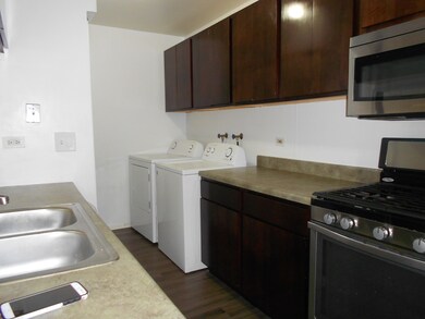 424 James Ct unit A, Glendale Heights, IL 60139 - photo 2