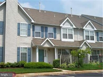 302 Oliphant Ln unit 302B, Mount Laurel, NJ 08054 - photo 2