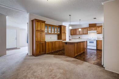 140 Opal Dr, Weatherford, TX 76087 - photo 6