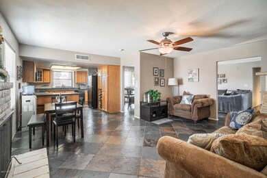 717 W Peralta Ave Mesa AZ-large-004-1-Di