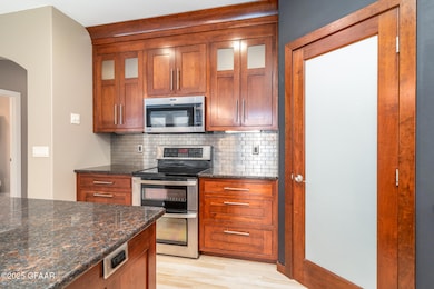 2193 43rd Ave S, Grand Forks, ND 58201 - photo 7