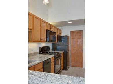 Emerson Mills unit M3, Pembroke, NH 03275 - photo 5