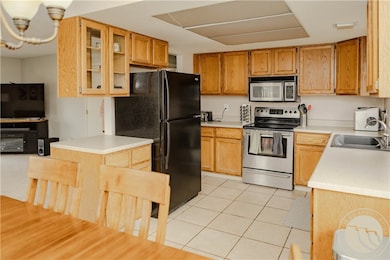 6825 Cimarron Dr, Colstrip, MT 59323 - photo 4