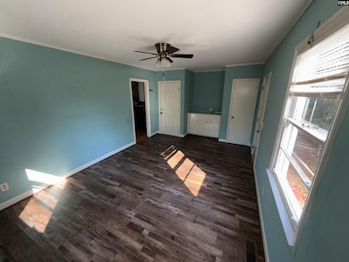 1002 Nandina St, Hartsville, SC 29550 - photo 7