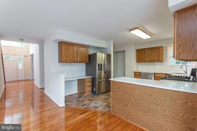 350 Laurel Oaks Dr, Langhorne, PA 19047 - photo 4