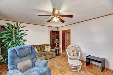 08-Living Room