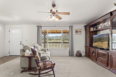 7-web-or-mls-4553-n-arabian-rd