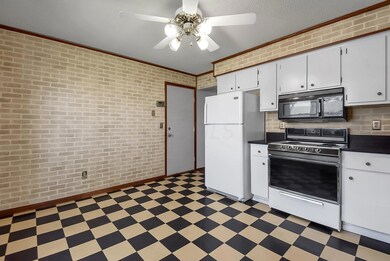 6-web-or-mls-533-woodingham-pl