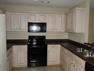 104 Charter Ct, Centerville, GA 31028 - photo 7