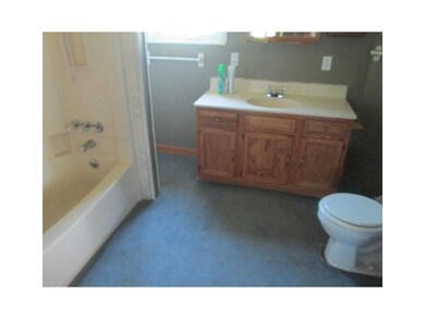 401 N Columbia St, Boswell, IN 47921 - photo 6