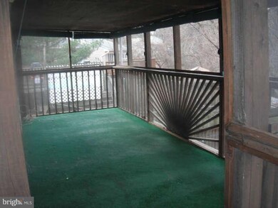 70 Barrensdale Dr, Severna Park, MD 21146 - photo 7