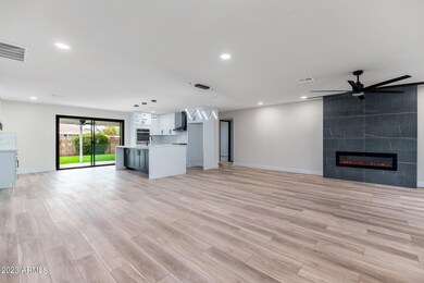 8602 E Osborn Rd - 04