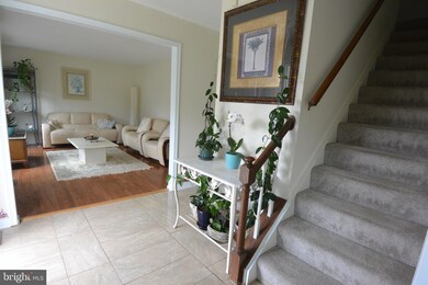 2414 Westridge Rd, Lutherville Timonium, MD 21093 - photo 3