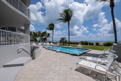 091720 921 W Ocean Dr SIZED dfp-3