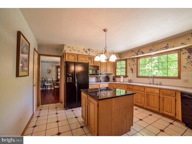 1020 Hartman Rd, Reading, PA 19606 - photo 5