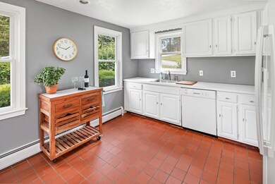 42 Aaron River Rd, Cohasset, MA 02025 - photo 5