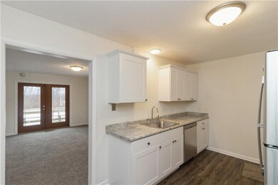 4144 15th St, Des Moines, IA 50313 - photo 3