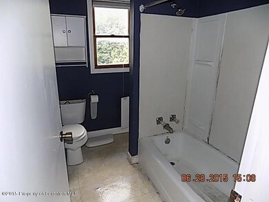 524 W Sperling St, Wyoming, PA 18644 - photo 5