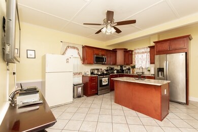 83 Fayette St, Lynn, MA 01902 - photo 4