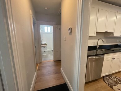 5 High Street Place unit 3, Brookline, MA 02445 - photo 2