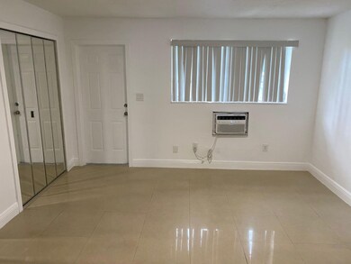 512 SW 7th St unit B, Hallandale Beach, FL 33009 - photo 5