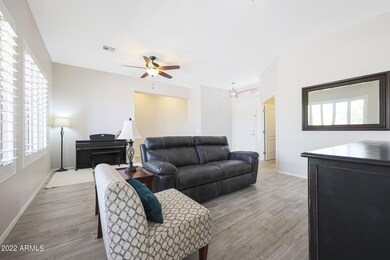 25430 N Hackberry Dr, Phoenix, AZ 85083 - photo 5