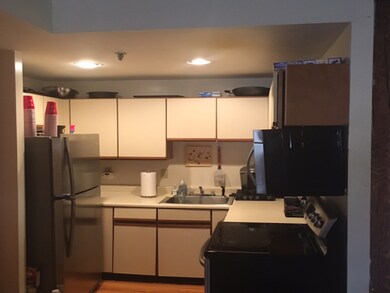 335 Spruce St unit 1A, Manchester, NH 03103 - photo 5