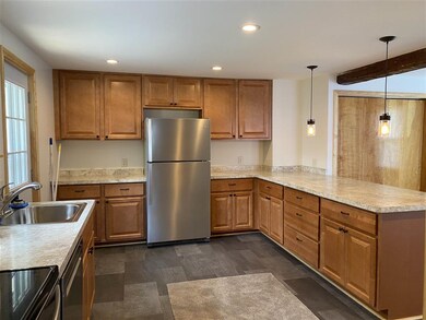 172 Pleasant St, Northfield, VT 05663 - photo 7