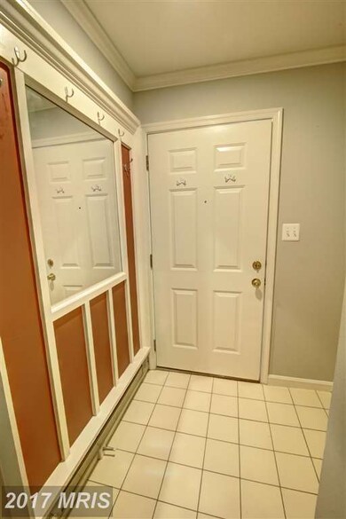 5835 Orchard Hill Ct unit 5835, Clifton, VA 20124 - photo 2