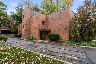 17 Healey St unit 103, Cambridge, MA 02138 - photo 2