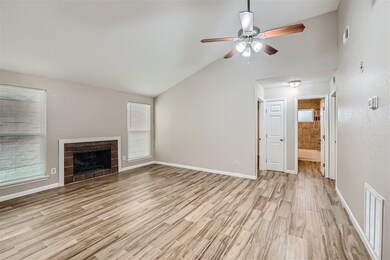 7822 Mauvewood Dr, Houston, TX 77040 - photo 6