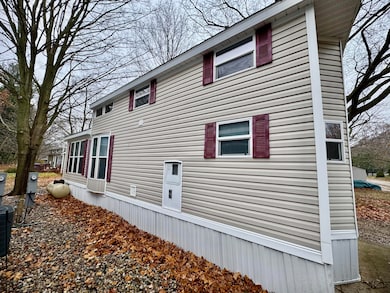 6473 Blue Star Hwy unit 44, Saugatuck, MI 49453 - photo 4