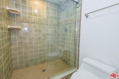 13963 Riverside Dr, Sherman Oaks, CA 91423 - photo 7