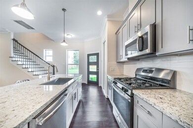 845 Fisher St unit C, Houston, TX 77018 - photo 6