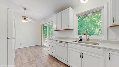 2509 Cedar Hills Dr, Hopkins, MN 55305 - photo 7