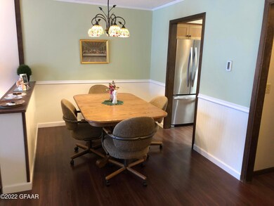 815 Duke Dr unit 423, Grand Forks, ND 58201 - photo 7