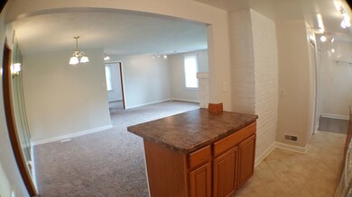 2306 Jethro Ave, Zion, IL 60099 - photo 7