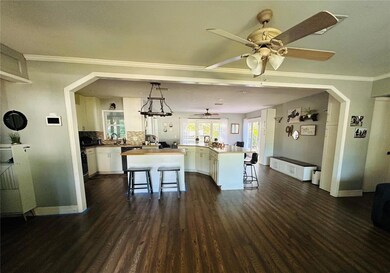 2056 59th Way N, Clearwater, FL 33760 - photo 4