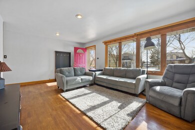 273 E Columbia Ave, Elmhurst, IL 60126 - photo 6