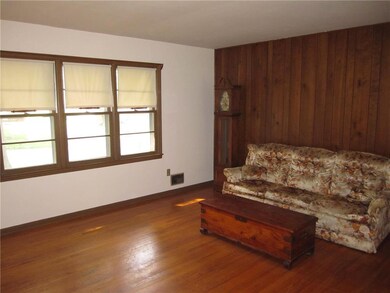 5933 Caenen St, Shawnee, KS 66216 - photo 3