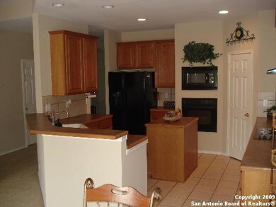 3606 Windy Ridge Ct, San Antonio, TX 78259 - photo 6