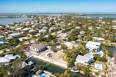 17230 Angelfish Lane, Sugarloaf Key
