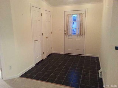 Foyer. Welcome your guests into the spacious foyer