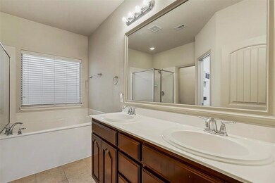 1216 Nora Ln, Denton, TX 76210 - photo 7