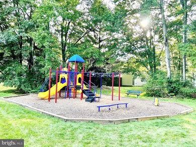 2 Foxtail Ln, Monmouth Junction, NJ 08852 - photo 4