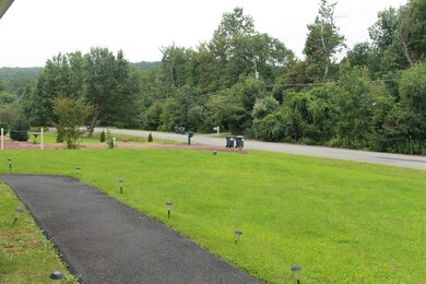 2260 Mountain Laurel Dr, Effort, PA 18330 - photo 7