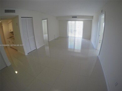 8200 SW 210th St unit 320, Cutler Bay, FL 33189 - photo 4