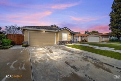 6713 Pompadour Ct, Bakersfield, CA 93312 - photo 2